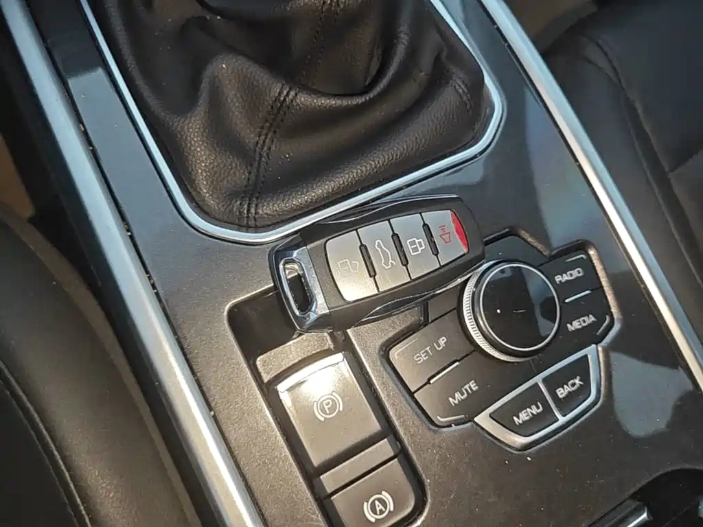 Фото 9 - Haval H6