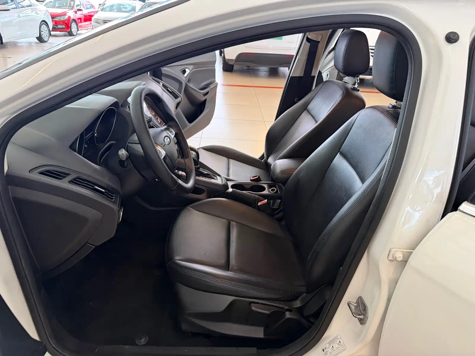 Фото 27 - Ford Focus