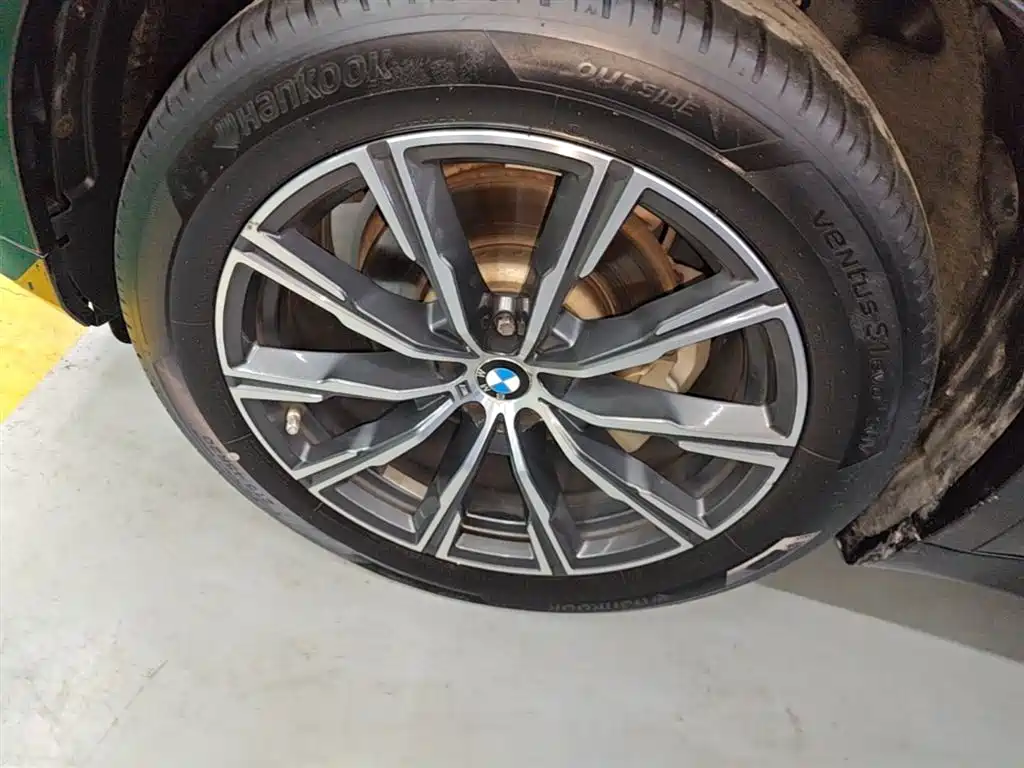 BMW X5 (Import) 2020 xDrive30i M Sport Package фото 23