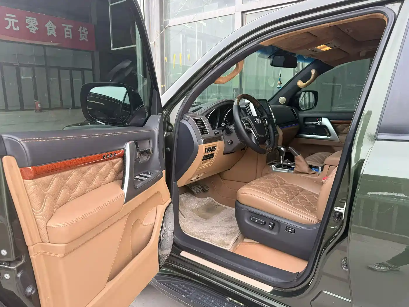 Toyota Land Cruiser (Import) фото 6