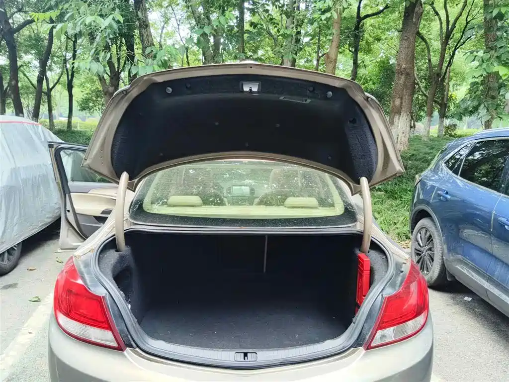 Buick Regal 2012 2012 Model 2.0L Comfort