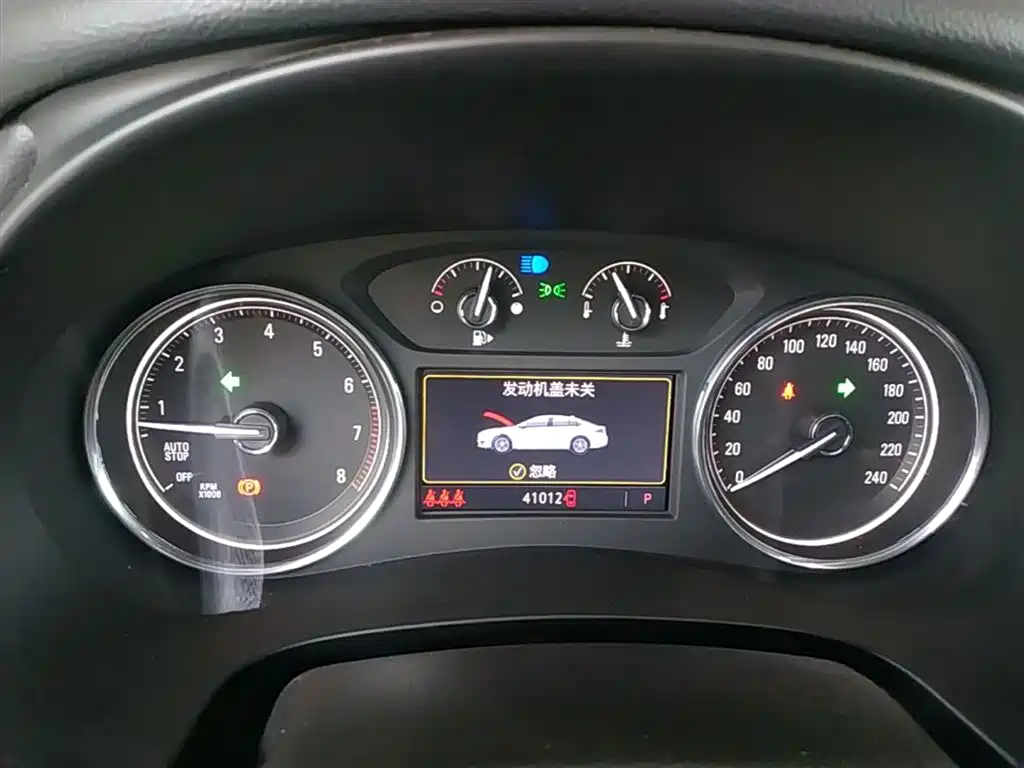 Buick LaCrosse 2021 652T Luxury Edition фото 12