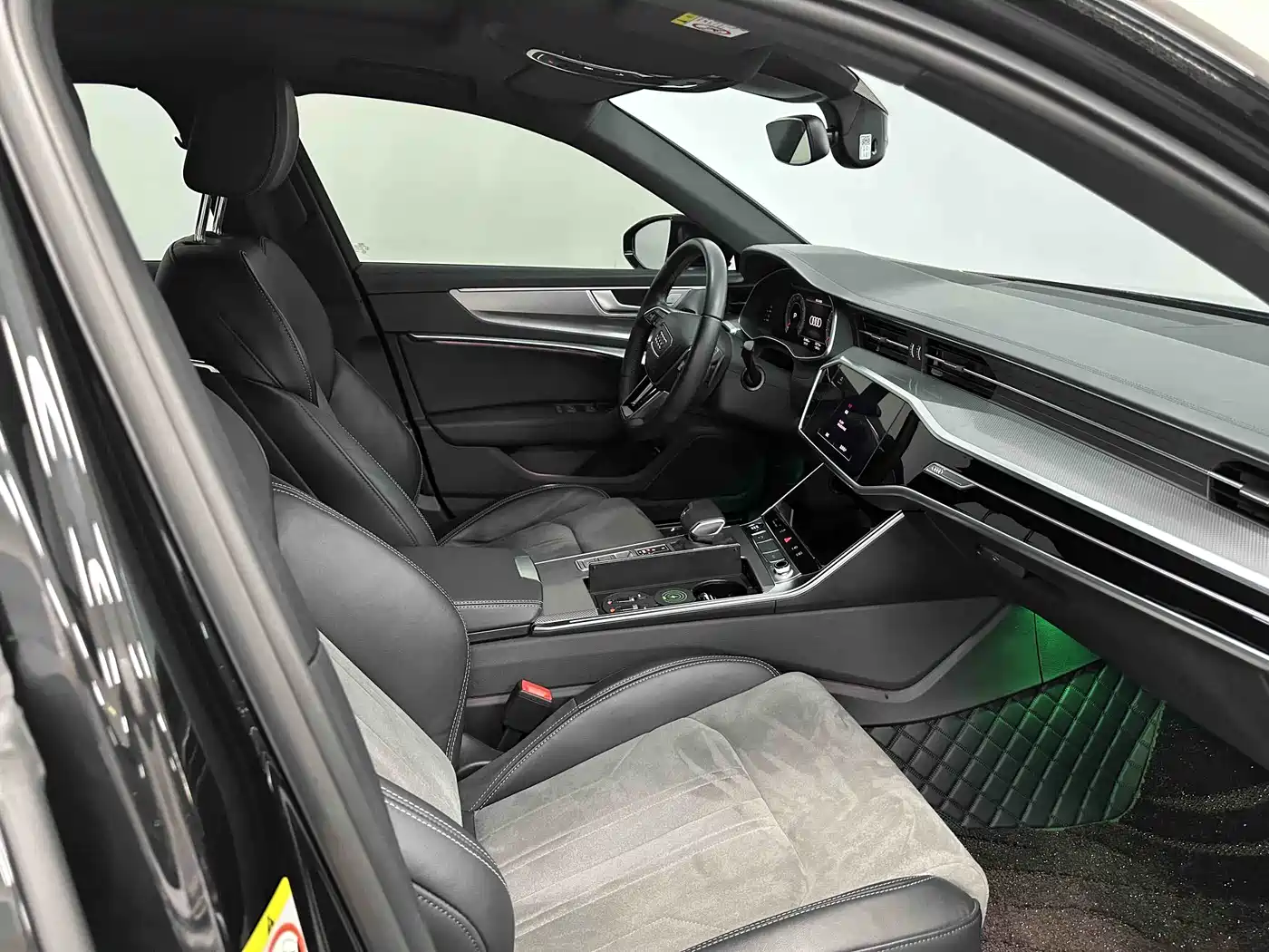 Audi A6L 2024 45 TFSI Premium Dynamic фото 12