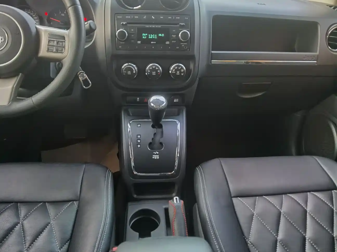 Фото 13 - Jeep Compass (Import)