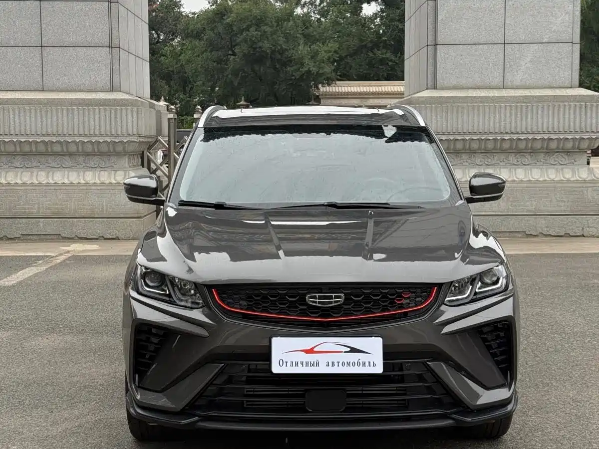 Фото 2 - Geely Binyue