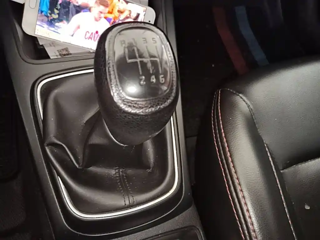 KIA K2