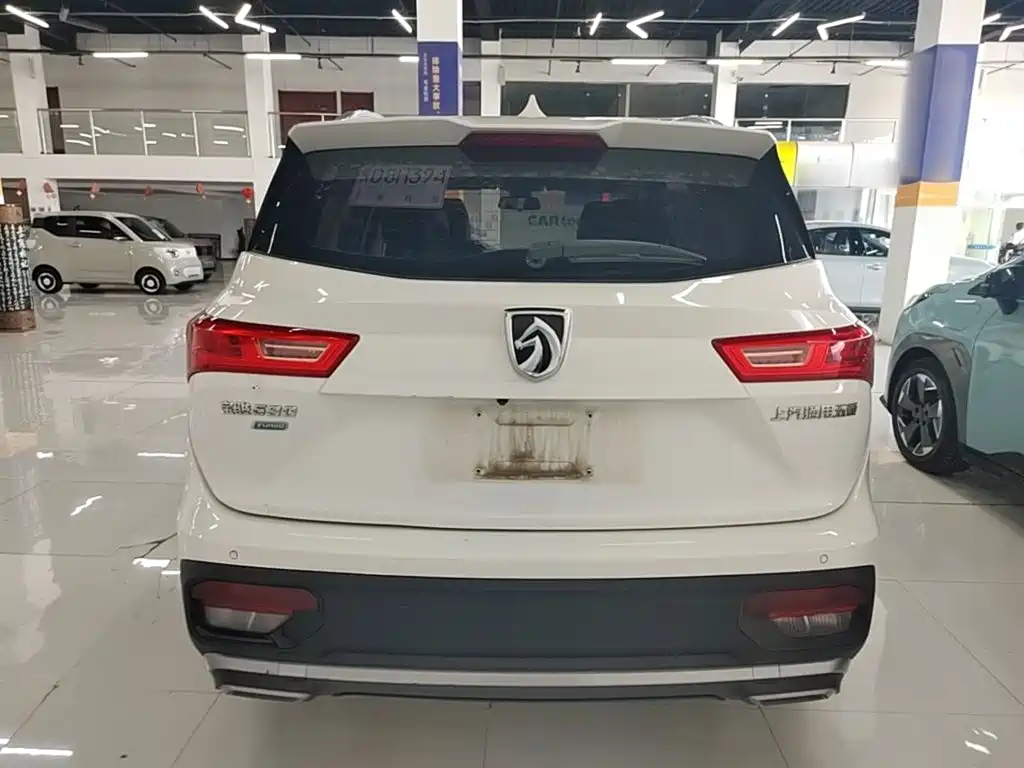 Baojun 530 2021 2021 Global Vehicle Anniversary Edition 1.5T CVT Premium Connected 5-seater
