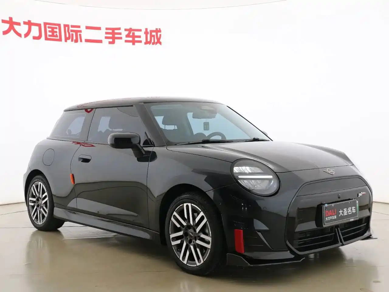 MINI Electric MINI COOPER 2025 2024 456km COOPER E Classic