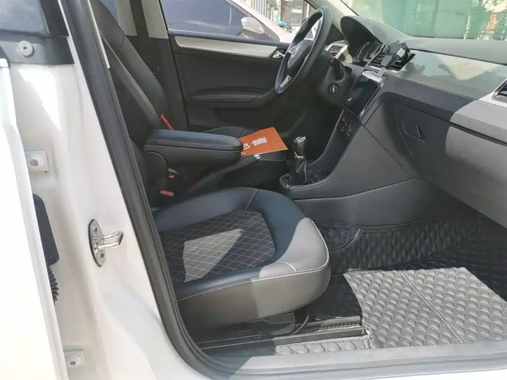 Škoda Rapid 2019 1.5L Manual Comfort Version China VI фото 25