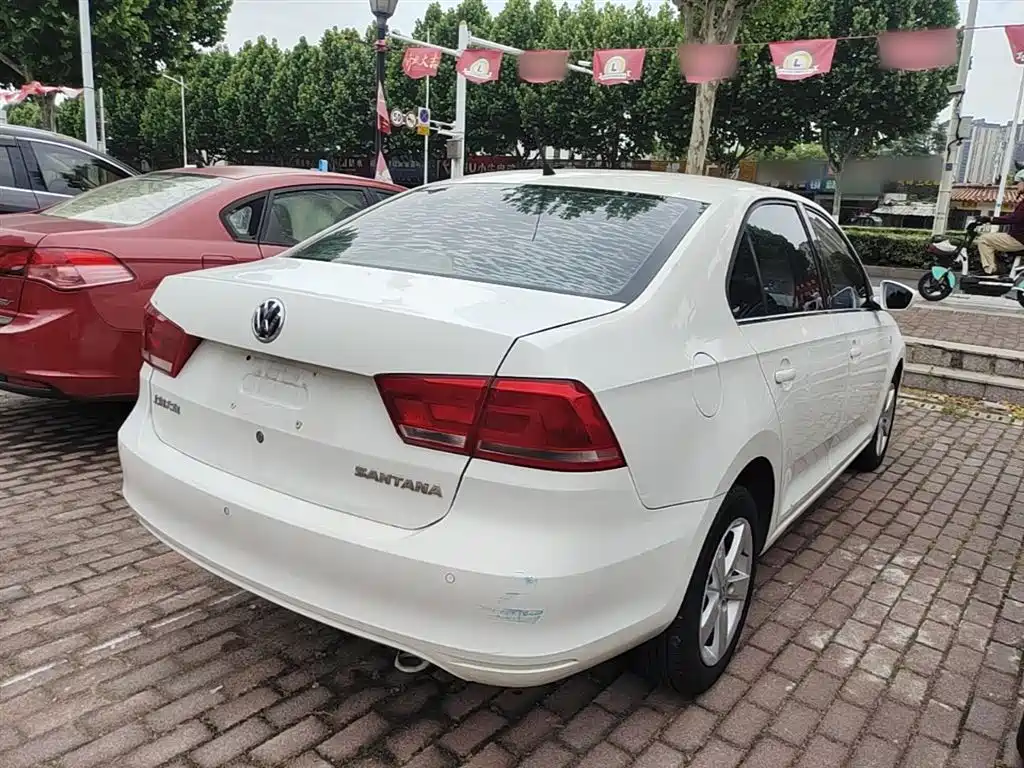 Volkswagen Santana 2015 1.6L Automatic Comfort Edition фото 7