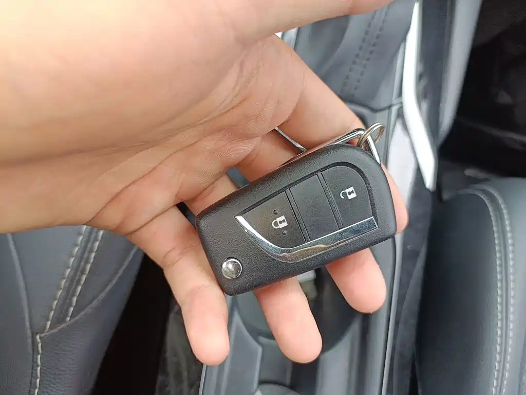 Photo 9 - Toyota Frontlander