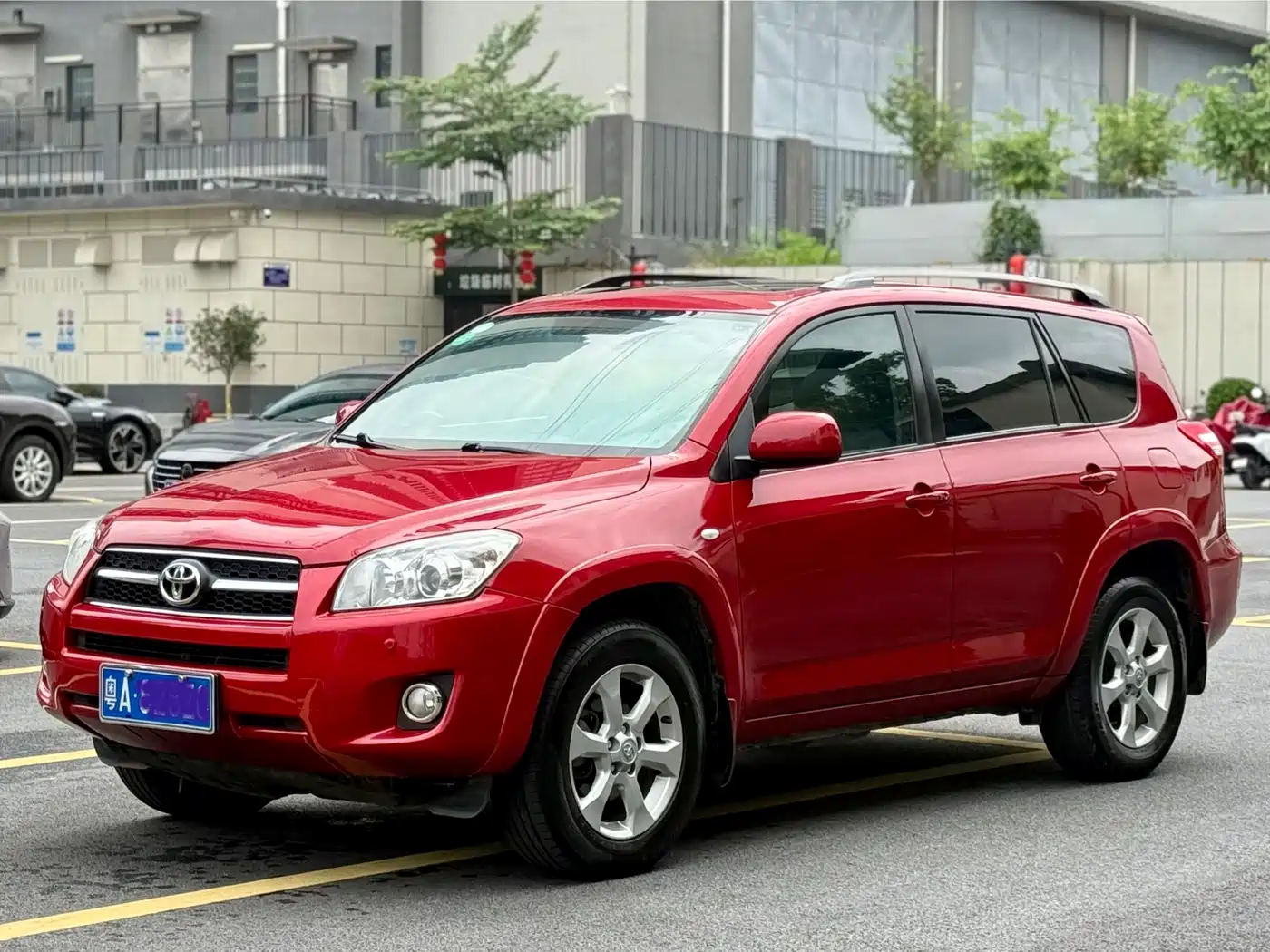Toyota RAV4 Rongfang 2009 2.4L Automatic Luxury Navigation Edition фото 4