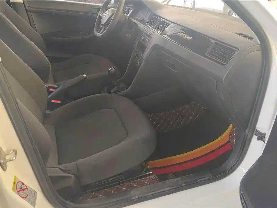 Volkswagen Santana 2016 1.6L Manual Trend Edition фото 8