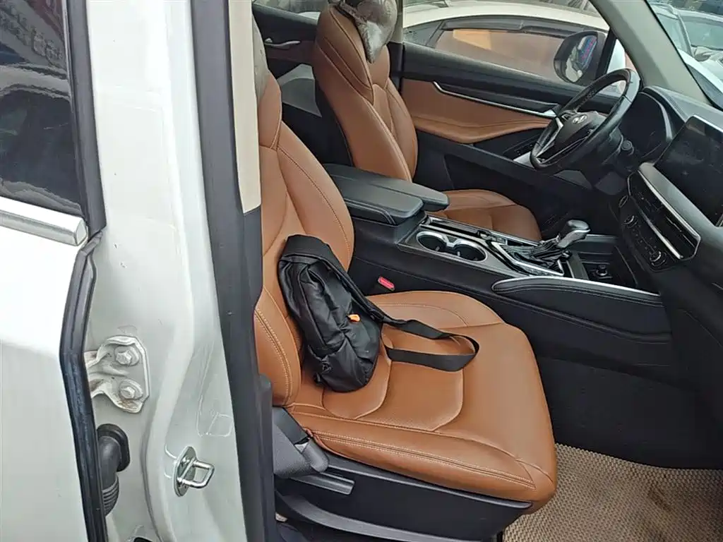 SAIC Maxus D90 2017 2.0T Automatic 2WD Uranus фото 25