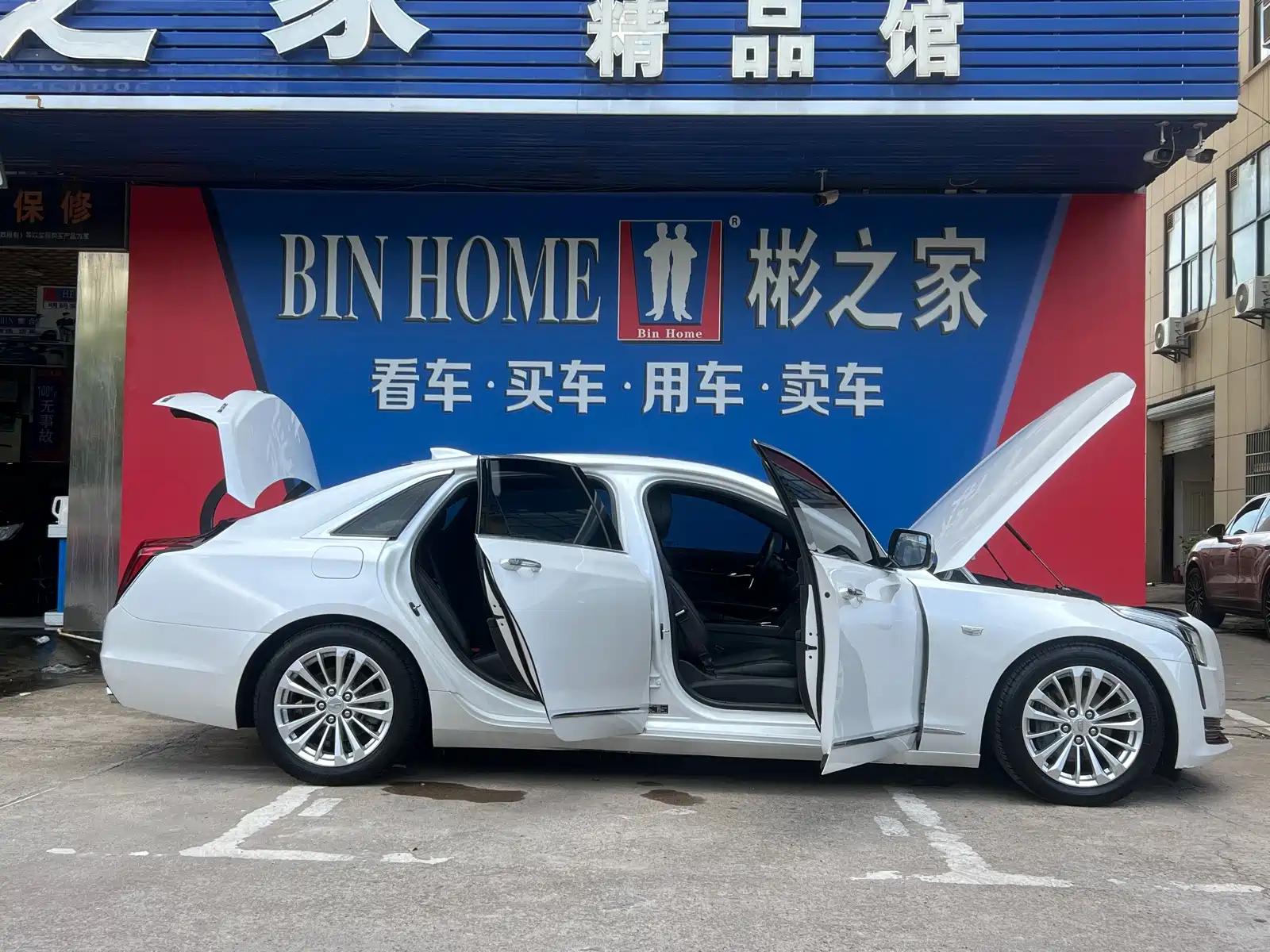 Фото 7 - Cadillac CT6
