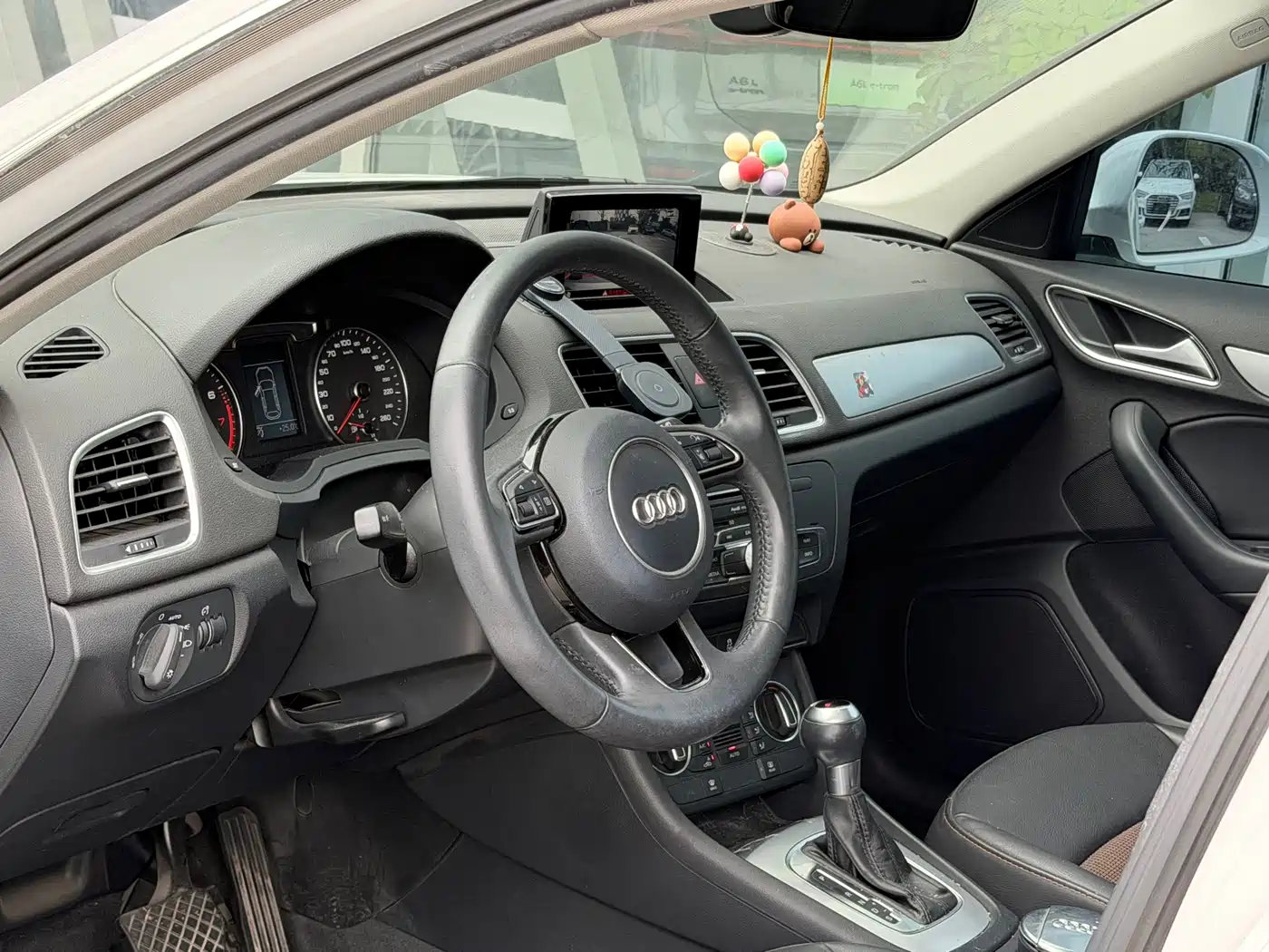 Audi Q3 2018 30th Anniversary Edition 30 TFSI Fashion фото 6