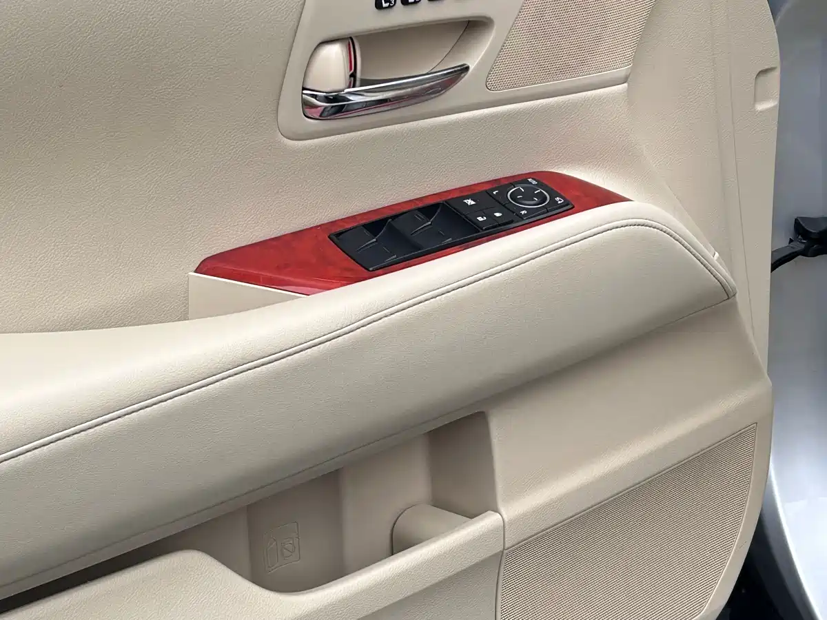 Lexus RX Classic 2009 Model 350 Premium Edition фото 17