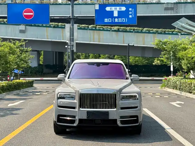 Rolls-Royce Cullinan 2018 4-Seater Version