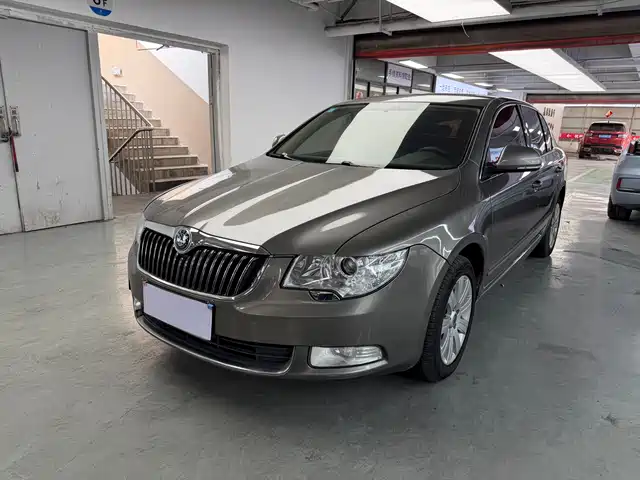  Škoda Superb 2012 1.8TSI Automatic Elegance Edition