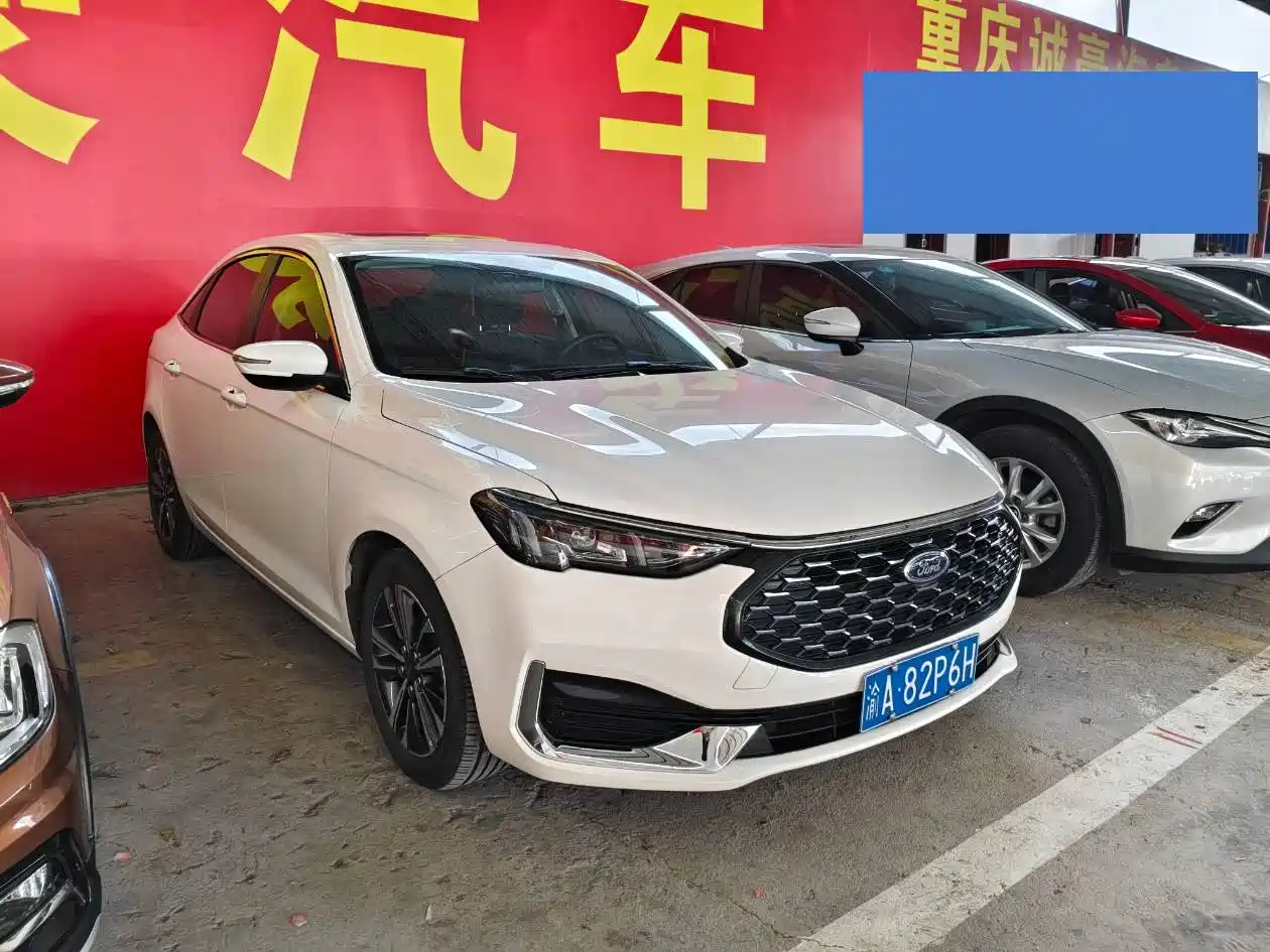 Ford Escort 2022 2021 1.5L Automatic Diamond Edition