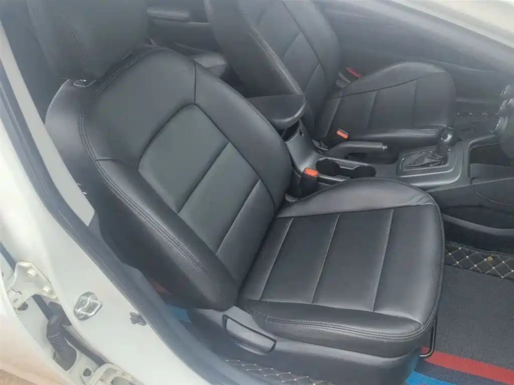 Kia K3 2013 1.6L Automatic GLS фото 25