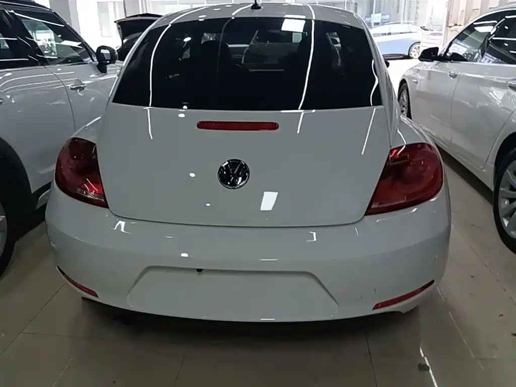 Volkswagen Beetle 2015 180TSI фото 6