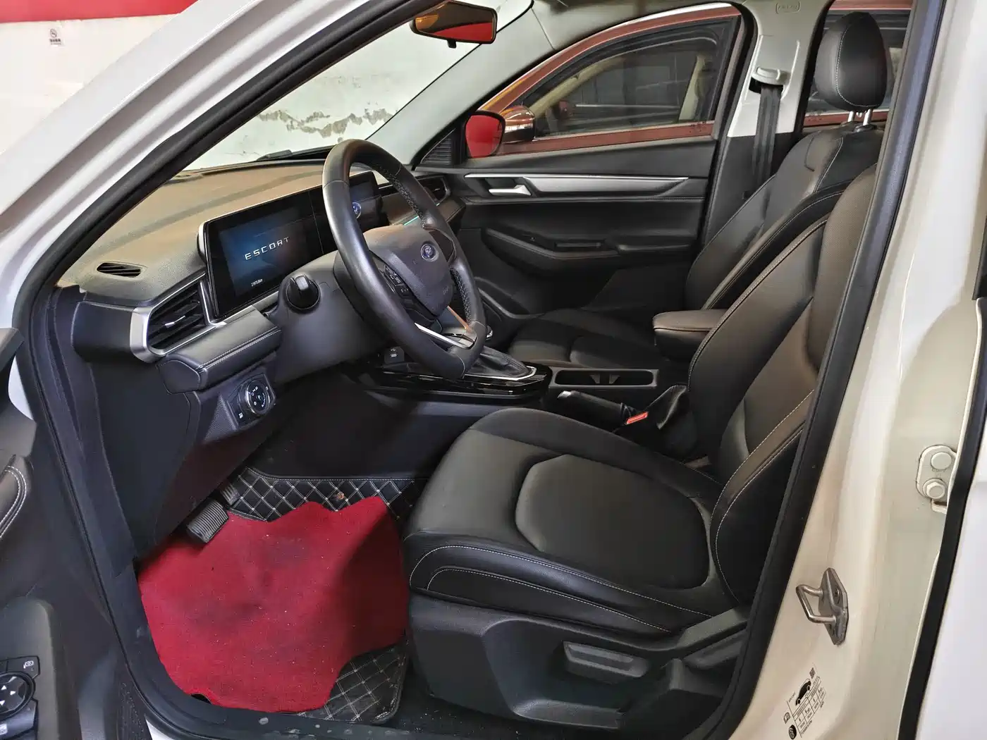 Ford Escort 2022 2021 1.5L Automatic Diamond Edition