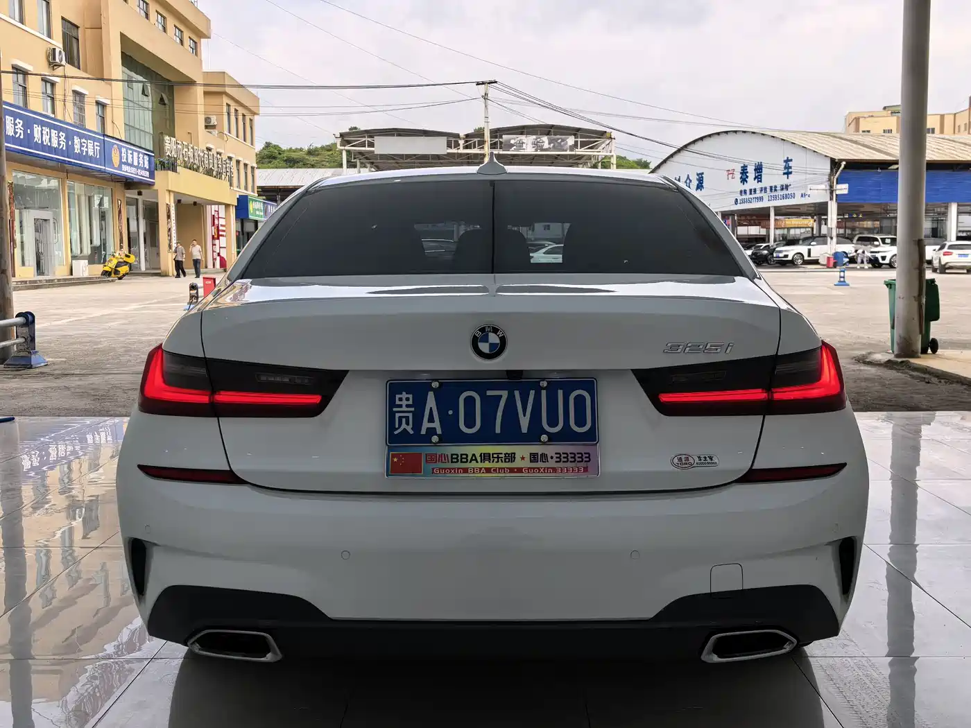 BMW 3-SERIES