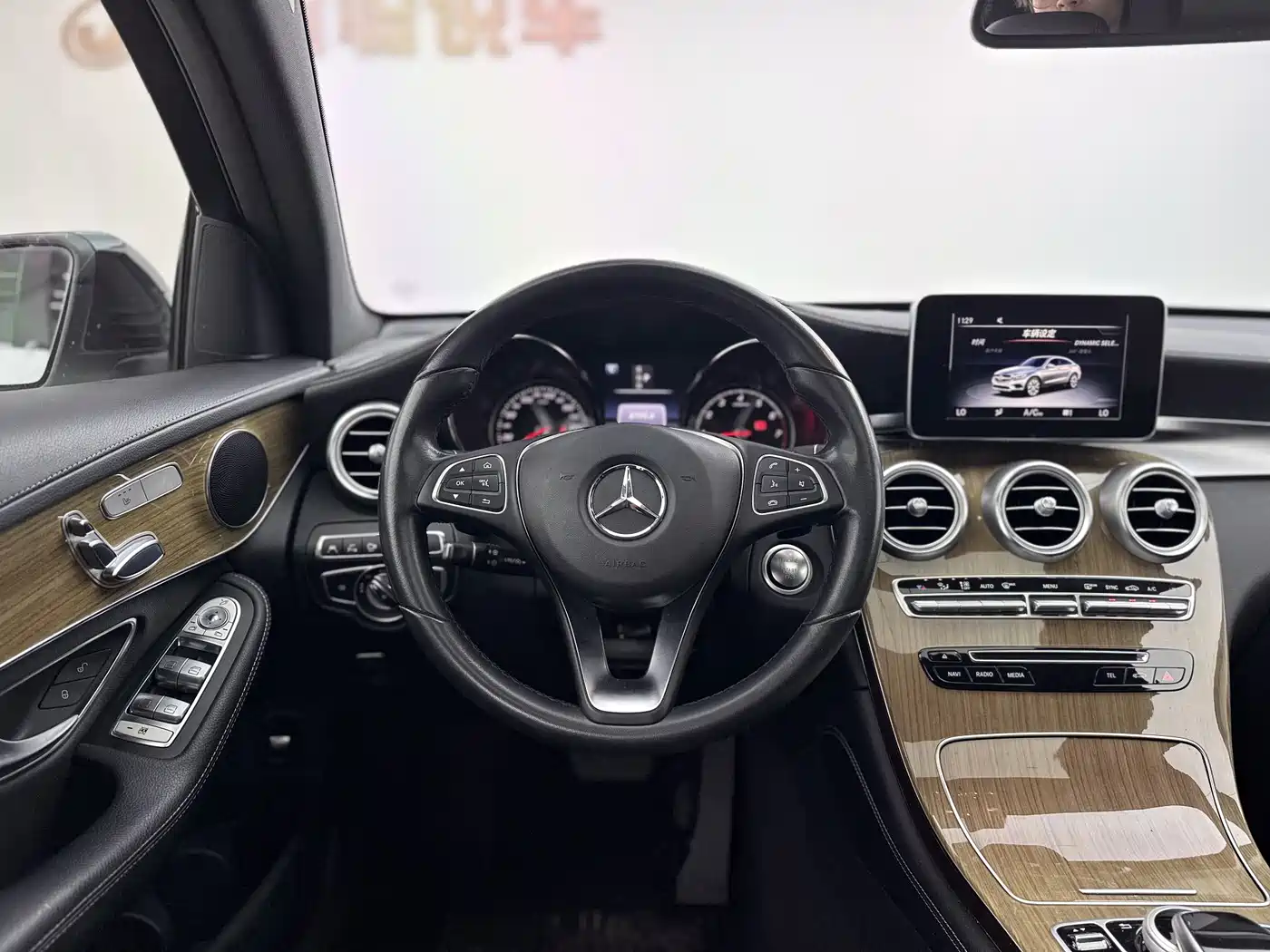 Mercedes-Benz GLC Coupe 2017 GLC 260 4MATIC Coupe SUV фото 7