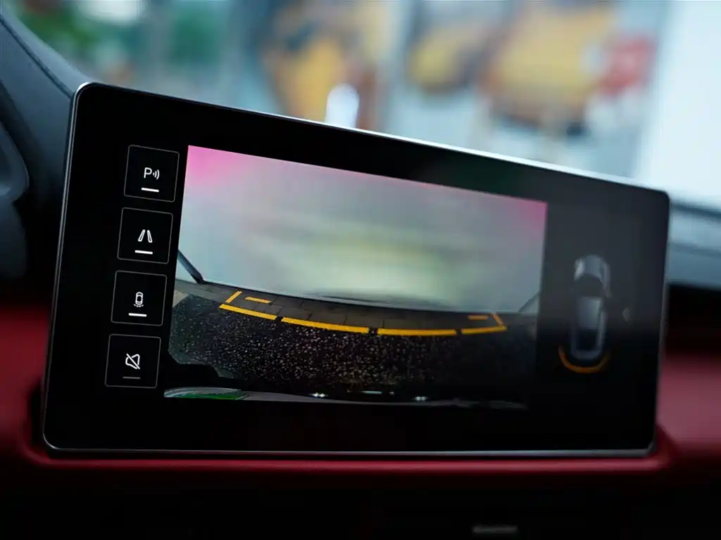 Lotus Cars EMIRA 2021 2.0T DCT First Edition фото 11