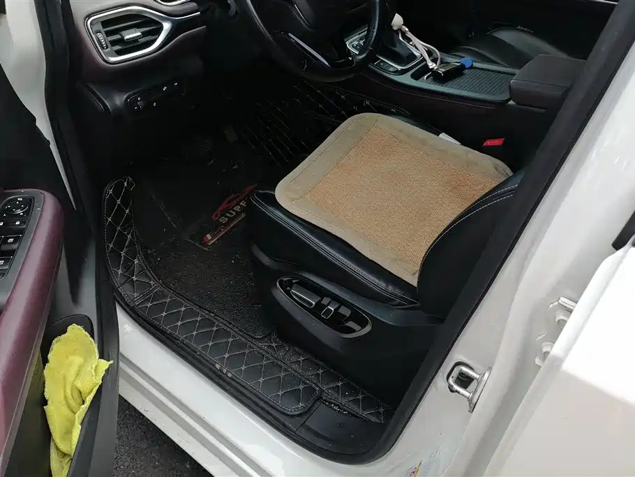 GAC Trumpchi Trumpchi M6 2021 270T DCT Honor Edition (7-seater) фото 9