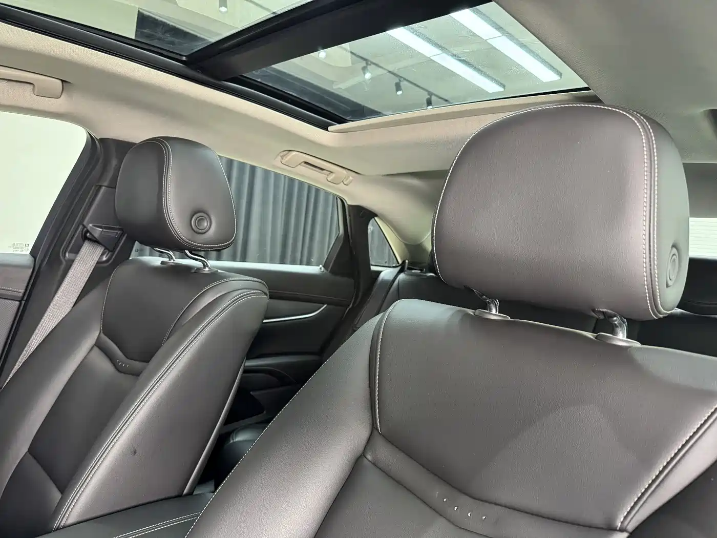 Cadillac XTS 2018 28T Technology фото 38