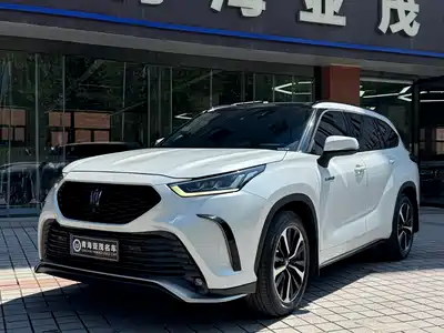 Toyota Crown Kluger