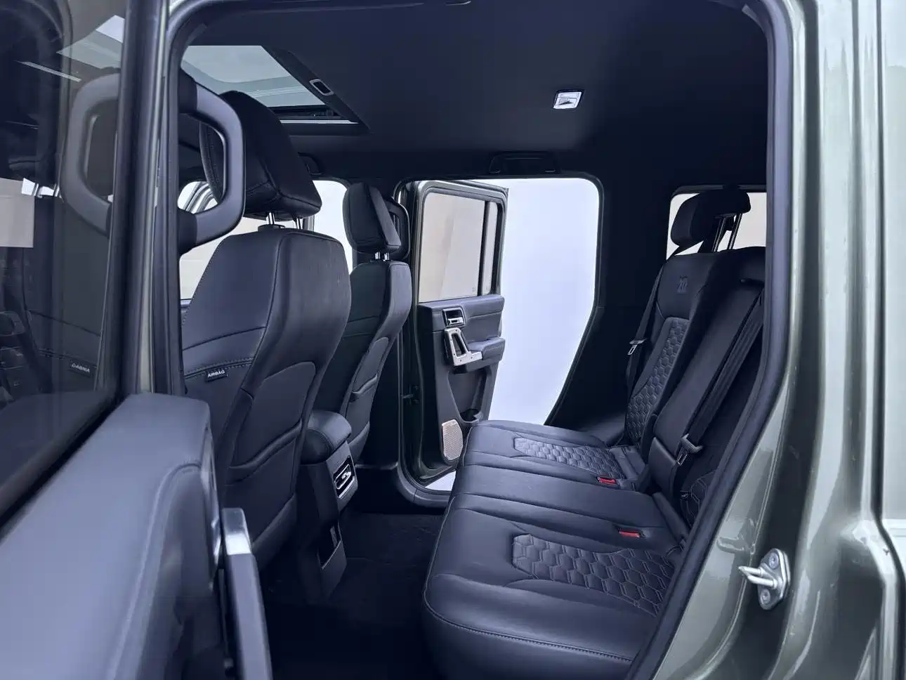 212 T01 2024 2024 2.0T Explorer