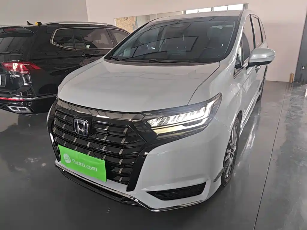 Honda Elysion 2024 2024 2.0L e:HEV Luxury Edition