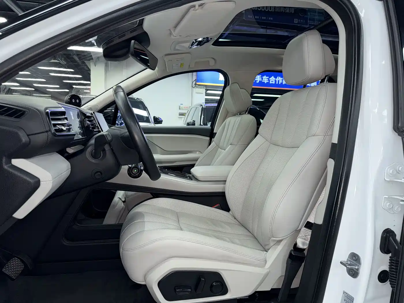 NIO ES8 2018 2018 Founder Edition
