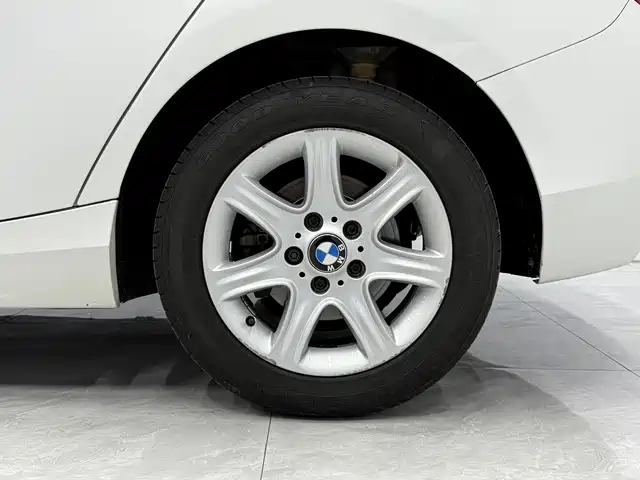 BMW 1 Series (Import) 2013 Facelift 116i Leading Model фото 18