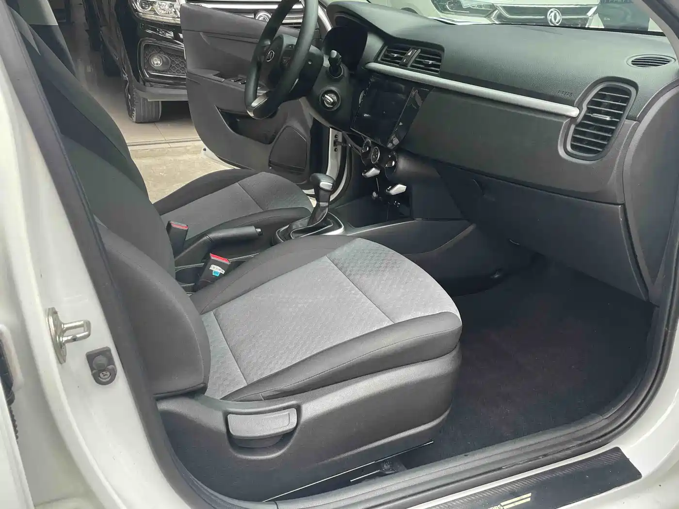 Kia K2 2017 Sedan 1.4L AT GLS фото 5
