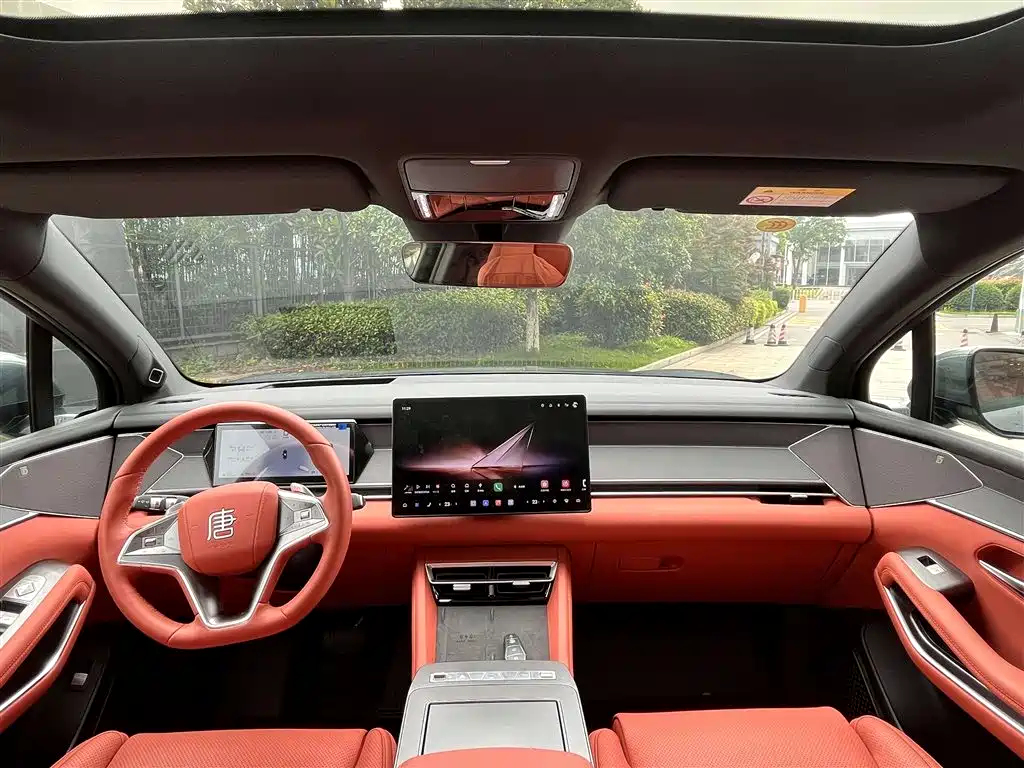BYD Tang L 2025 DM 175KM Drone Player Edition фото 10