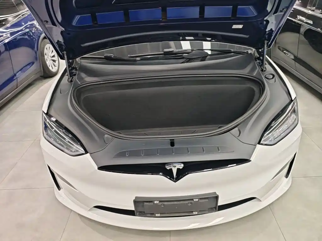 Tesla Model X 2024 2023 Dual Motor All-Wheel Drive Edition