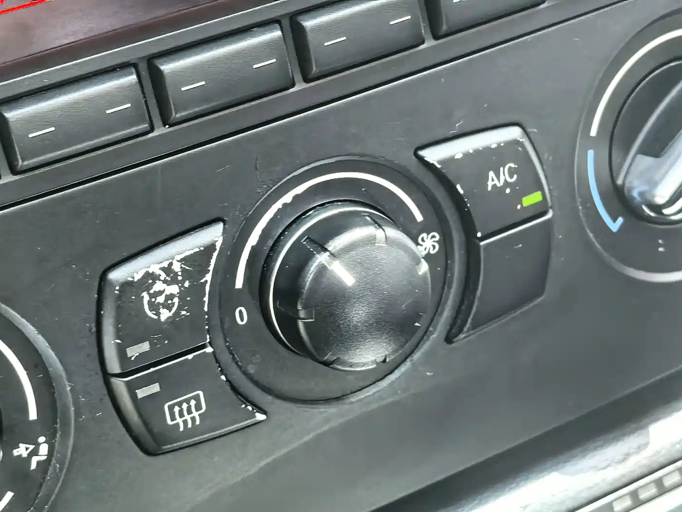 Фото 37 - BMW X1