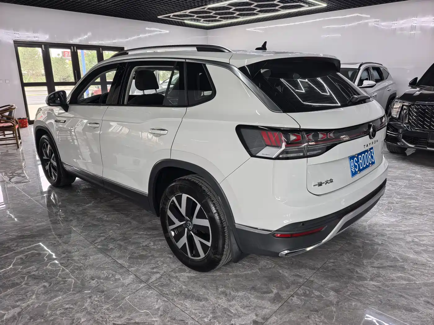 Volkswagen Tayron 2023 280TSI 2WD Luxury Plus Advanced Edition фото 4