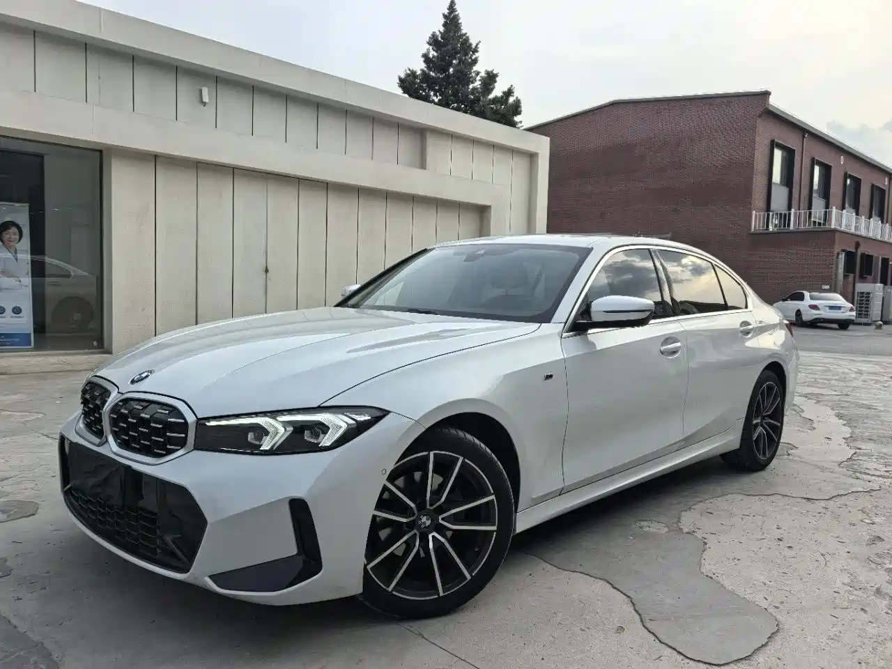 BMW 3 Series 2024 325Li M Sport Package