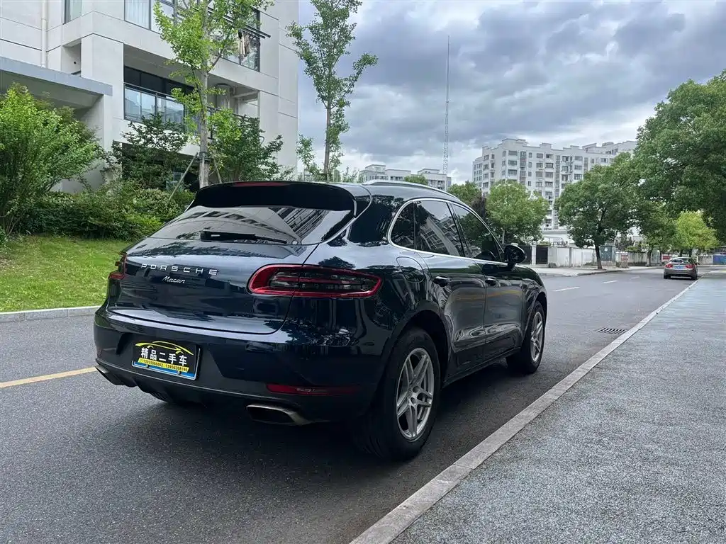 Porsche Macan 2017 Macan 2.0T фото 8