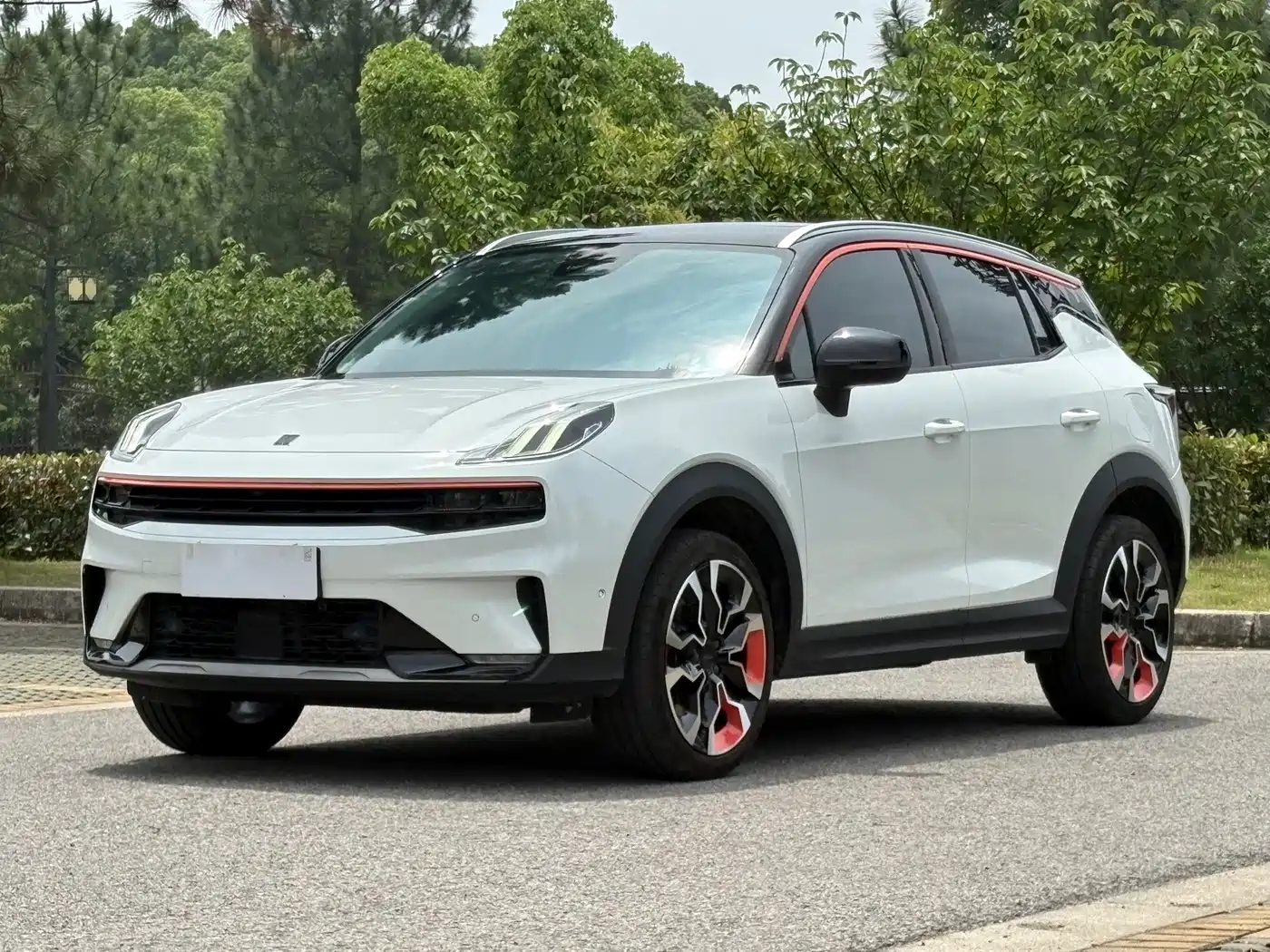 Lynk & Co 06 2023 Remix 1.5T Shine Halo