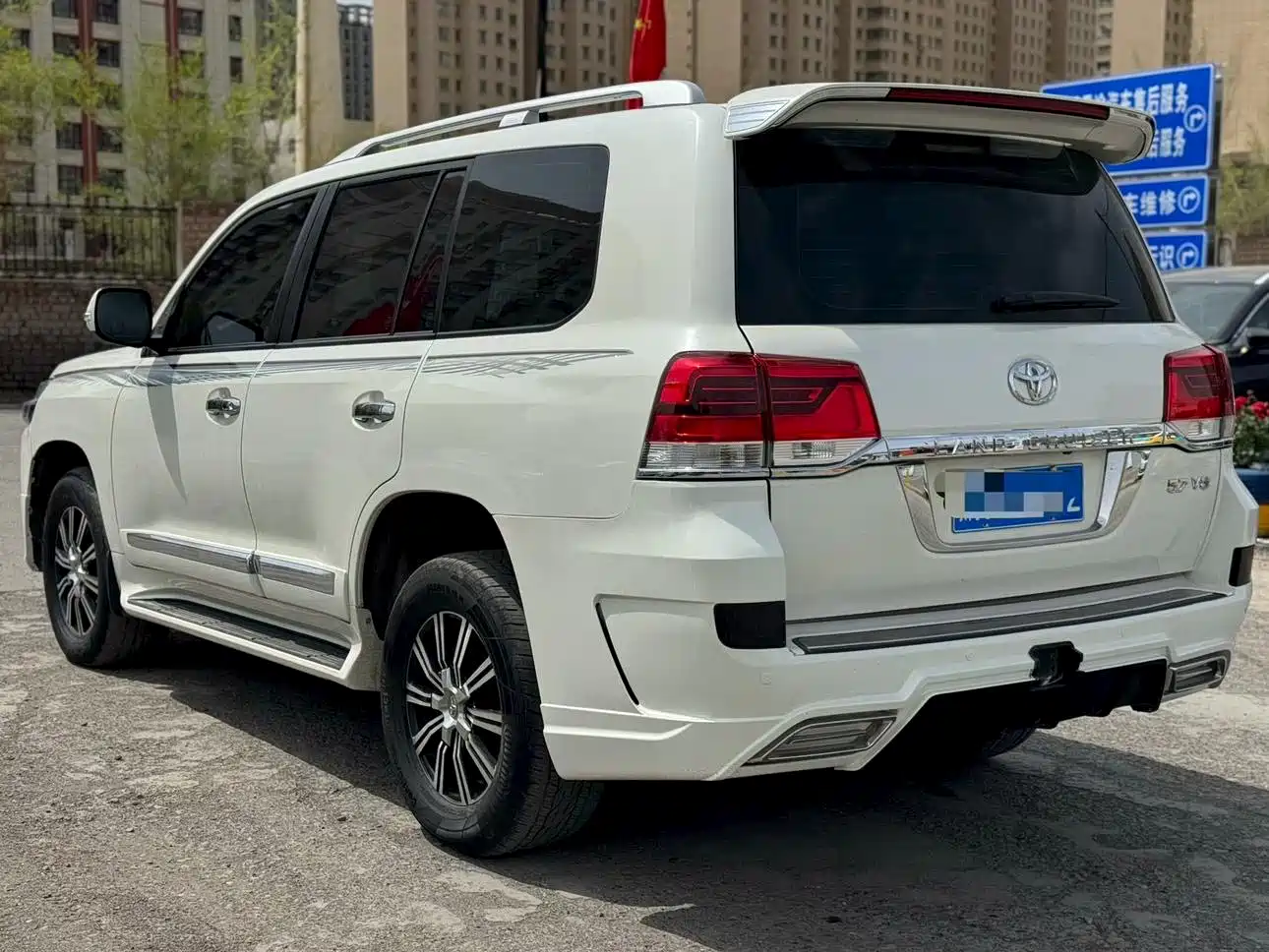 Toyota Land Cruiser (Import) фото 7