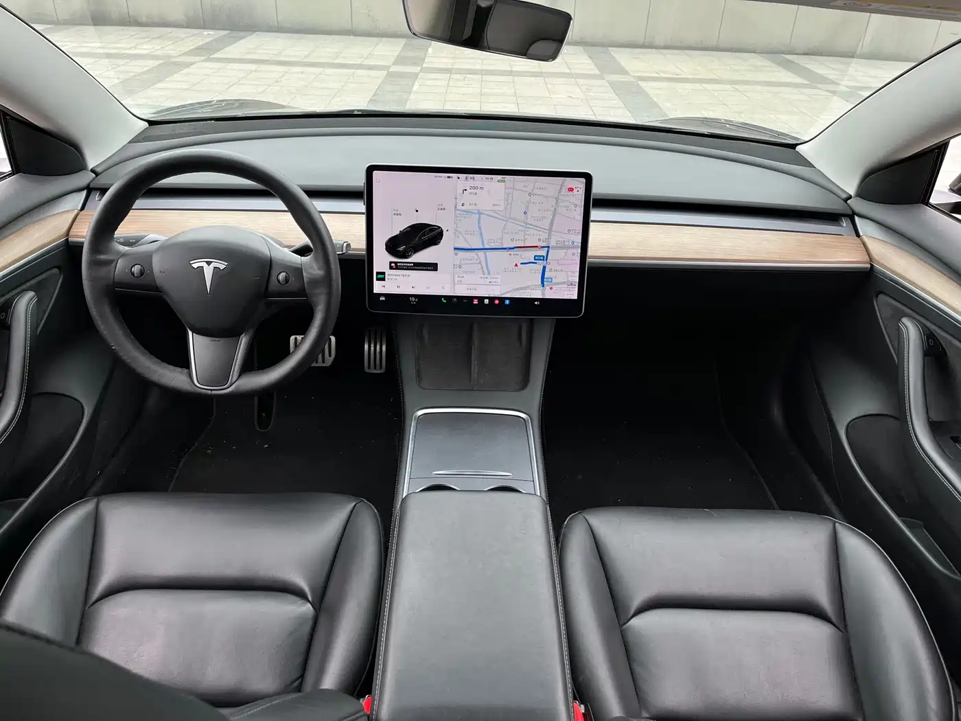 Фото 12 - Tesla Model 3