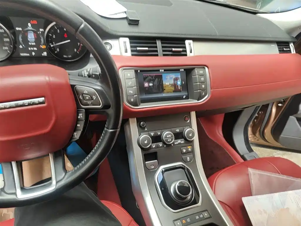 Land Rover Range Rover Evoque 2017 2.0T PURE Style Edition фото 10