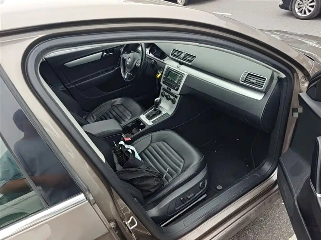 Volkswagen Magotan 2015 1.8TSI Leading фото 11