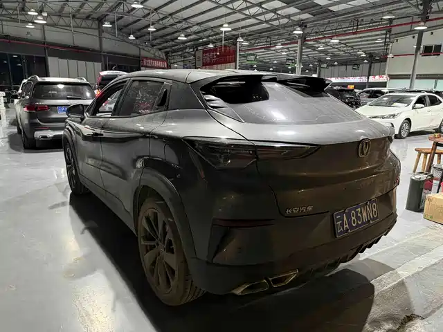 Changan UNI-T 2020 1.5T Premium — фото 5